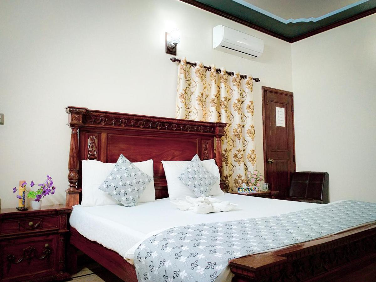 Luxury Living Rooms Near Agha Khan, Millennium, Nueplex Karatschi Exterior foto