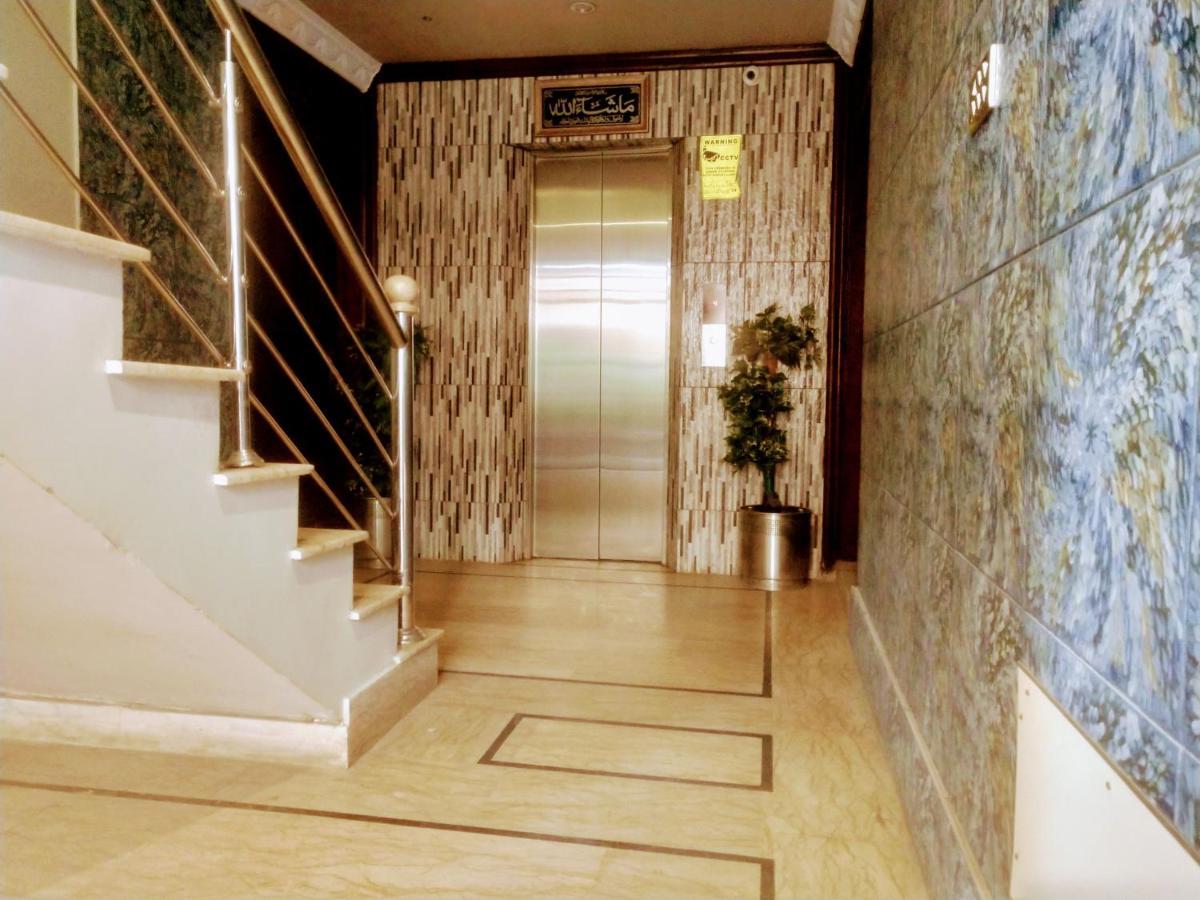 Luxury Living Rooms Near Agha Khan, Millennium, Nueplex Karatschi Exterior foto